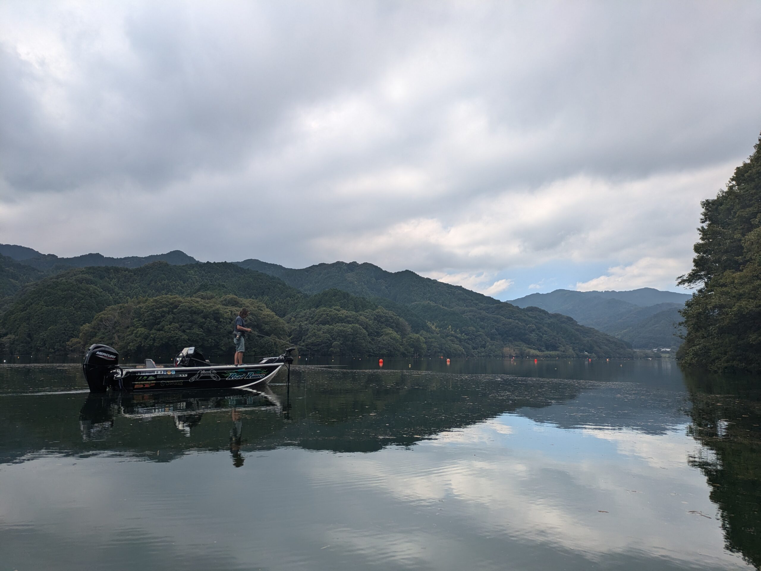 ノリーズ田辺哲男。玉川ダムで釣り。