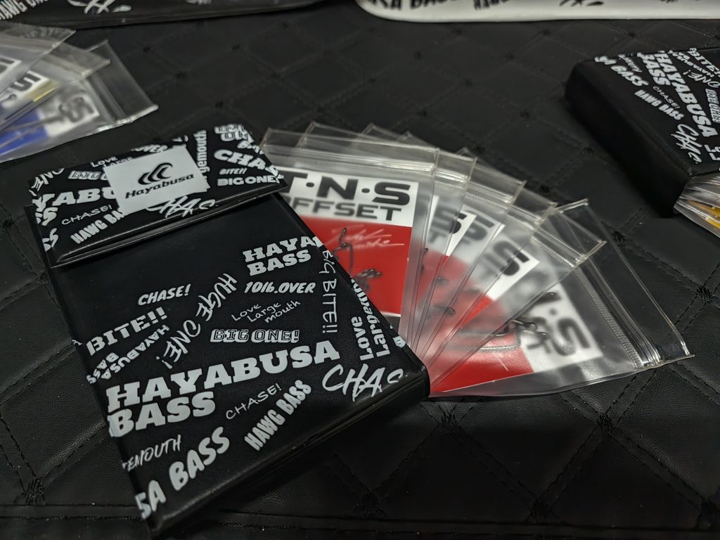 ハヤブサのフックファイルBASS2の写真